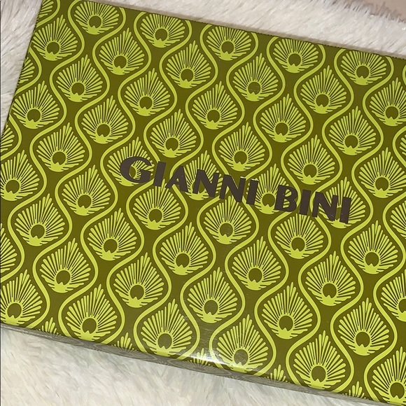 Gianni Bini shaynah heels 👠 - Picture 5 of 6